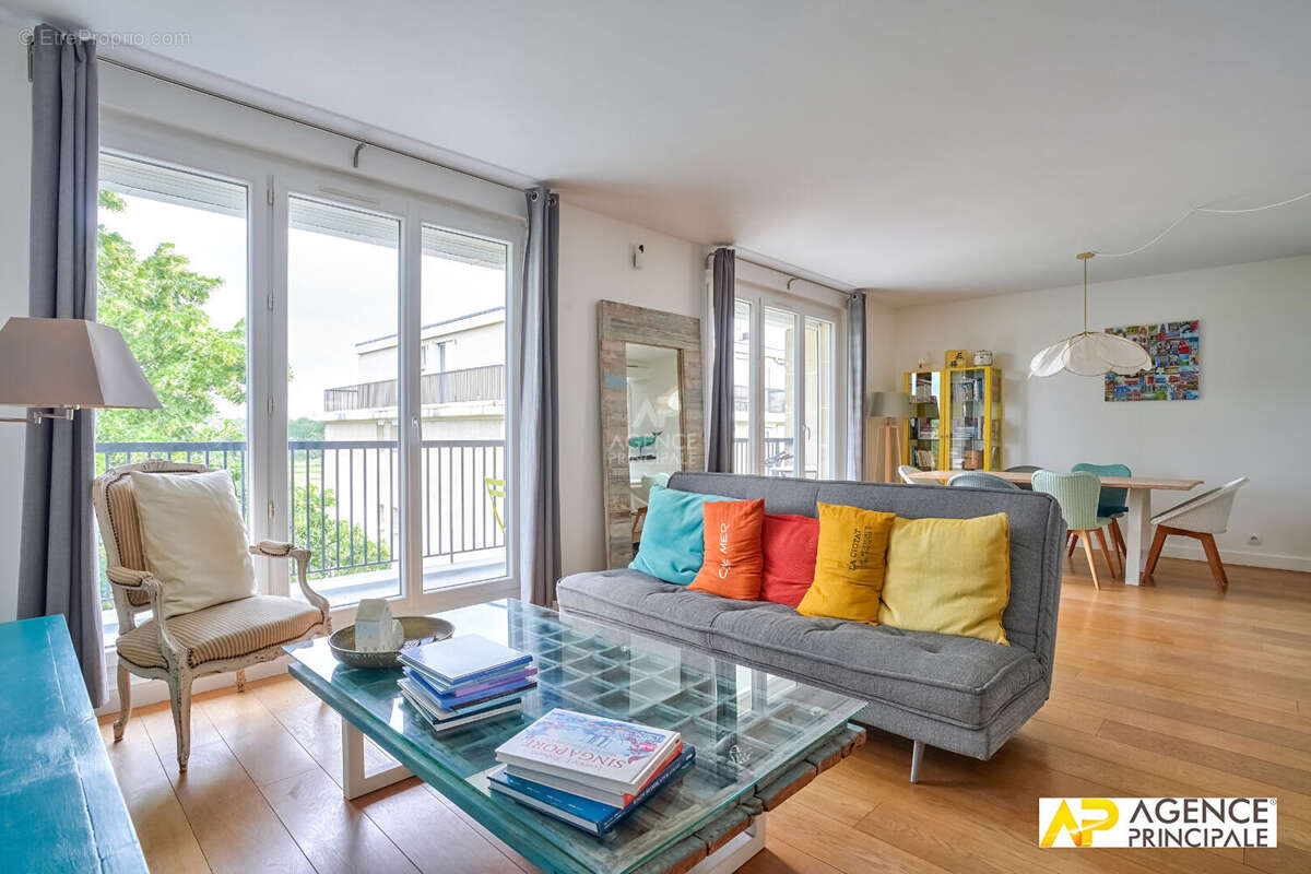 Appartement Maisons Laffitte 5 pièce(s) 103 m2 - photo 3