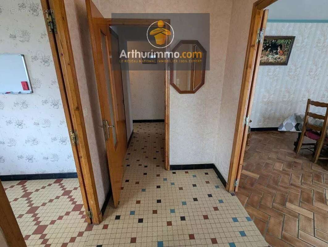 Maison à PLEUGRIFFET