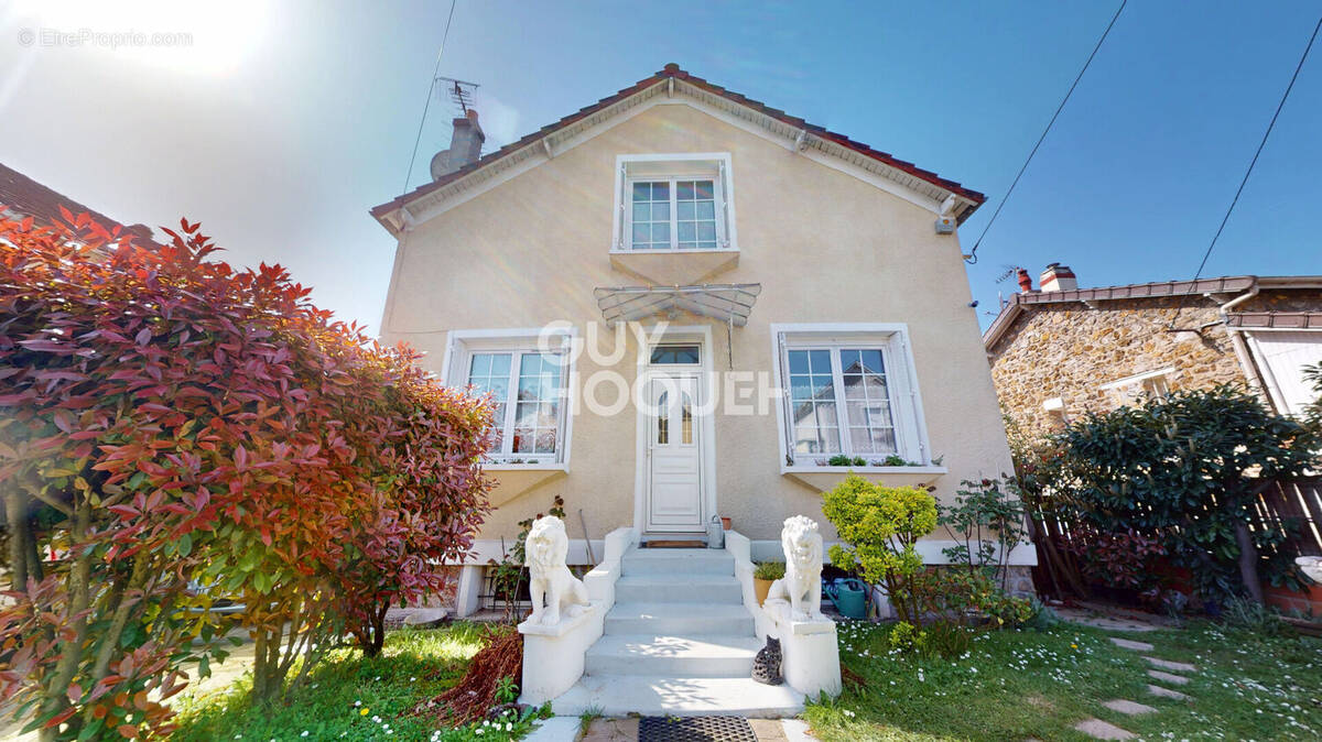 Maison à ERMONT
