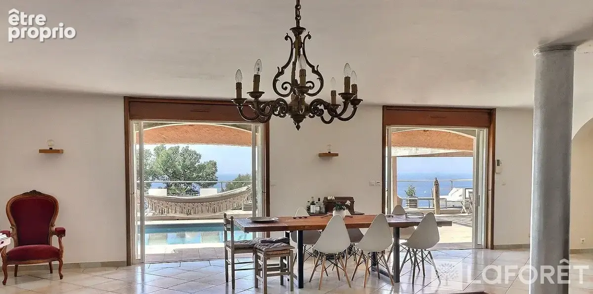 Carqueiranne Maison 200 m2-Vue Mer exceptionnelle panoramique - photo 7