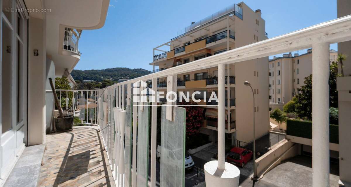 Le Cannet Square Carnot - Residence bourgeoise de qualité - 4 pièces 98.21m2 - plein soleil - terrasses - cave (parking possible - photo 7