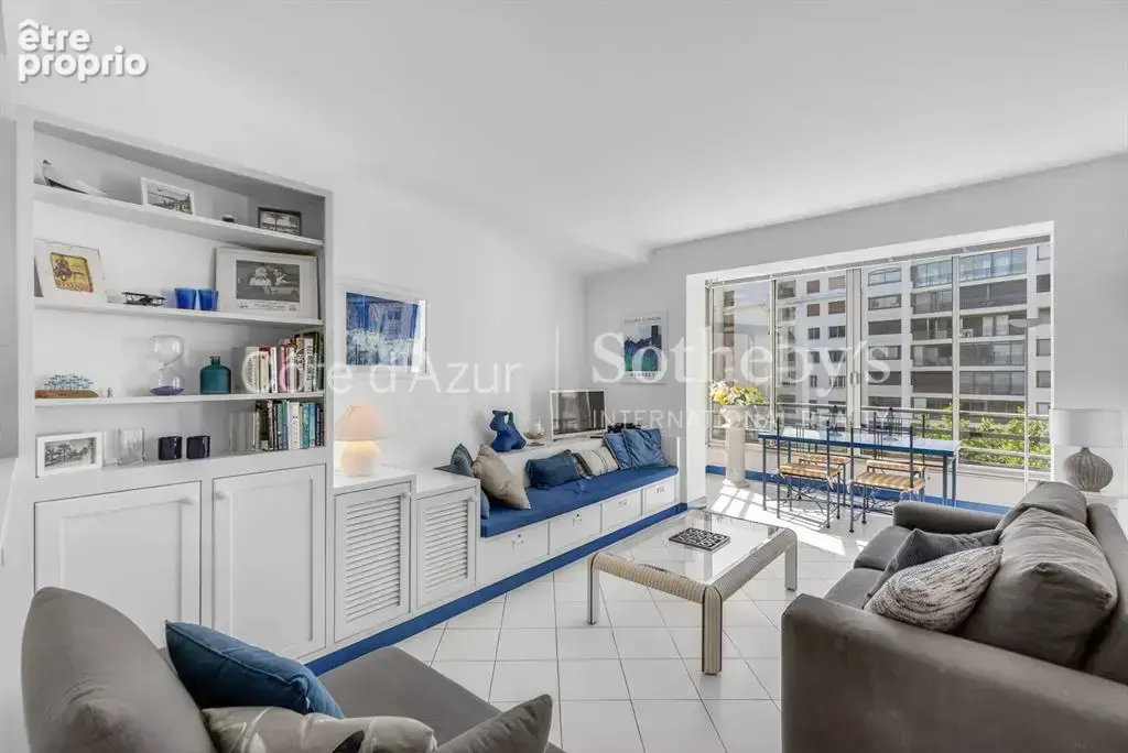 Cannes centre, appartement avec terrasse à proximité immédiate de la Croisette et des plages - photo 3