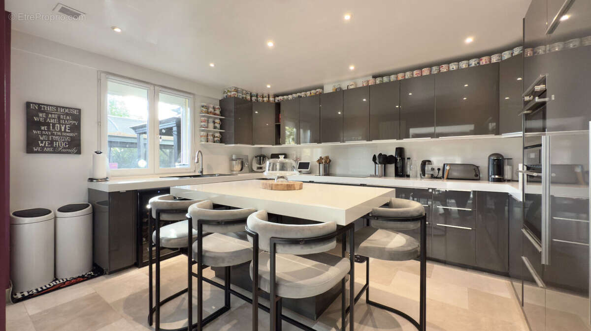 Maison à SAINT-GERMAIN-LES-CORBEIL