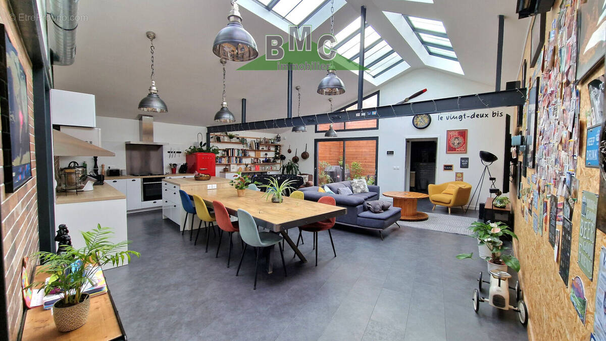 Appartement à LE PLESSIS-BOUCHARD