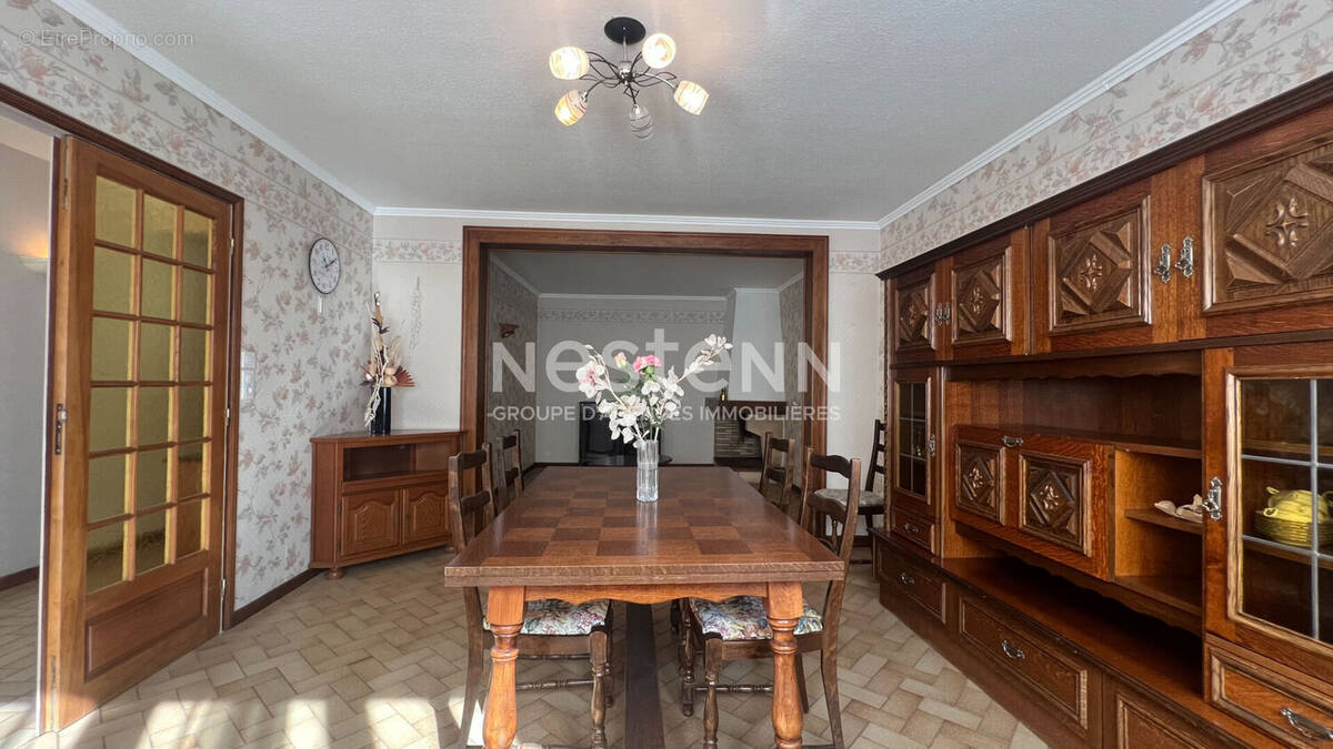 Maison à LES HAUTS-DE-CHEE