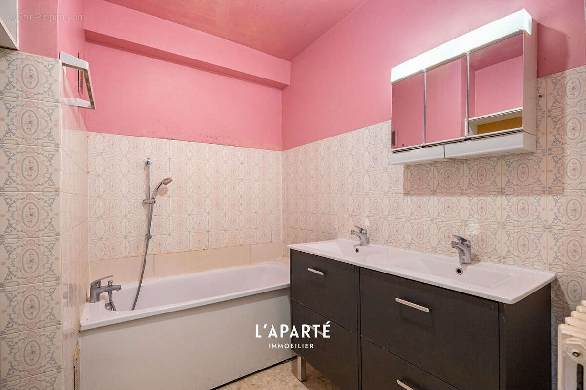 Appartement à MARSEILLE-14E