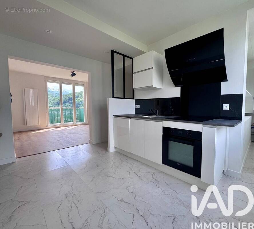 Photo 1 - Appartement à LE PONT-DE-CLAIX