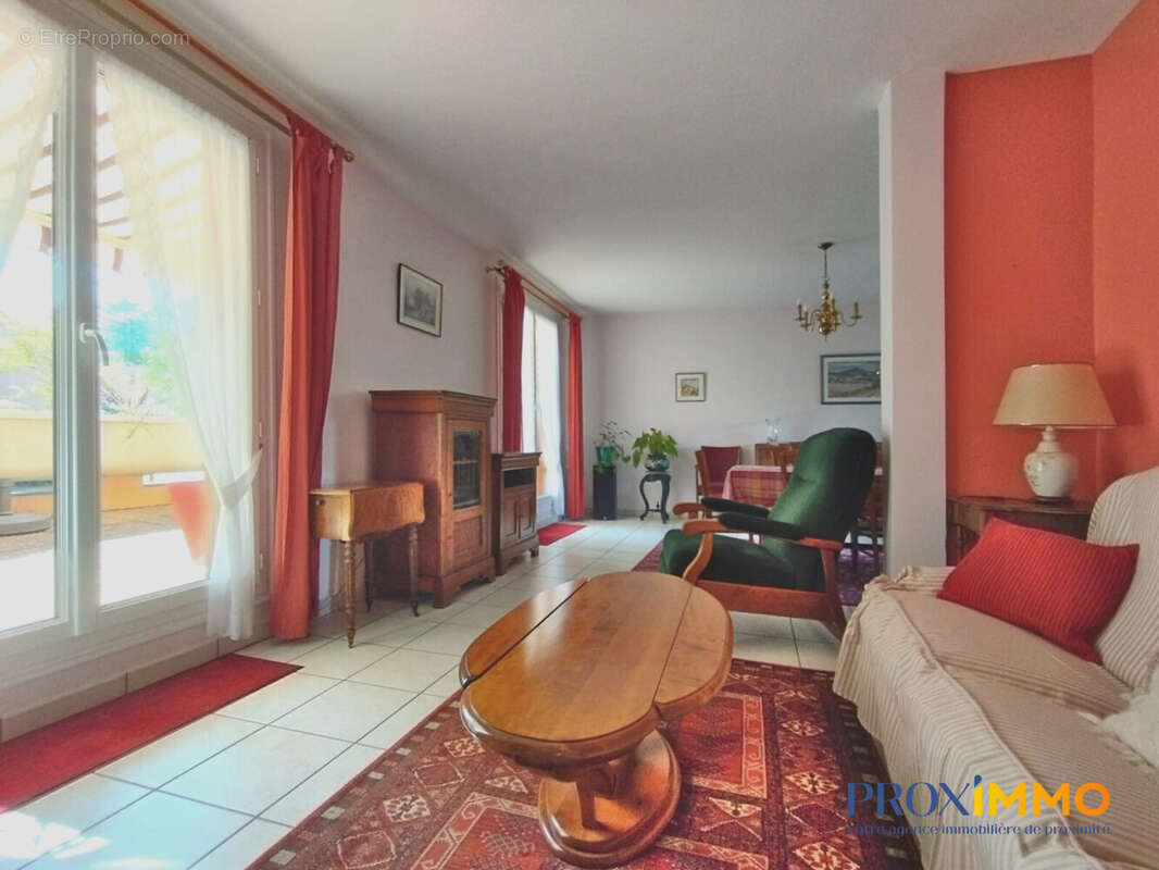 Appartement 115 m² à Voiron  - photo 3