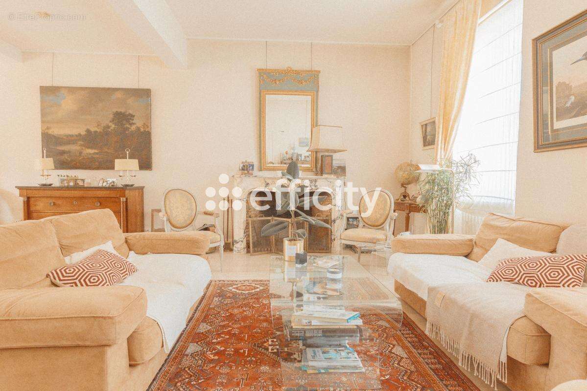 Maison à LA ROCHELLE