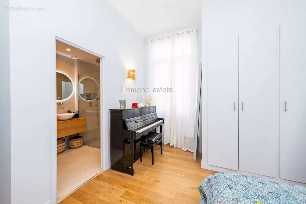 Appartement à LE CANNET