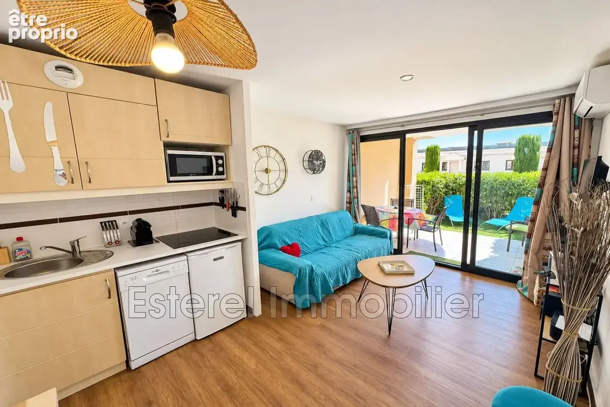 Appartement 2 pièces 28 m² à vendre à Cannes (06400) - photo 2