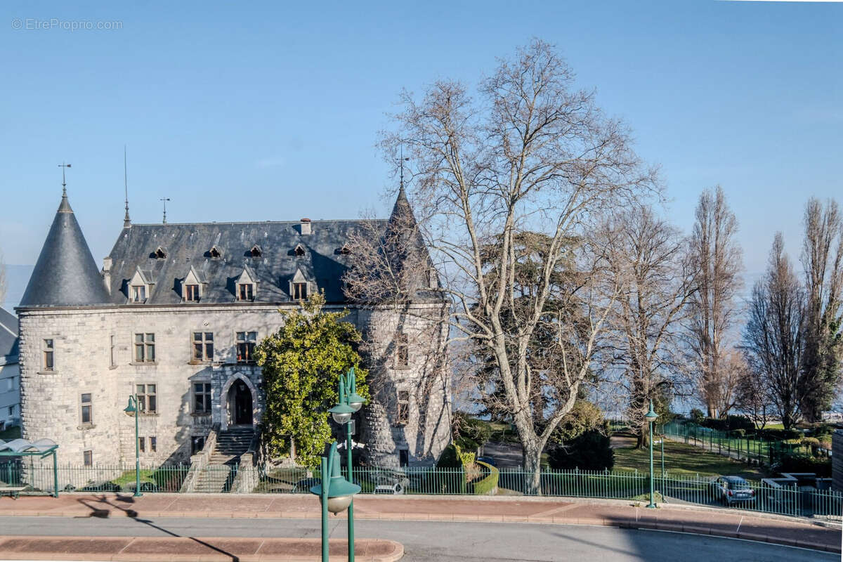 Appartement à EVIAN-LES-BAINS