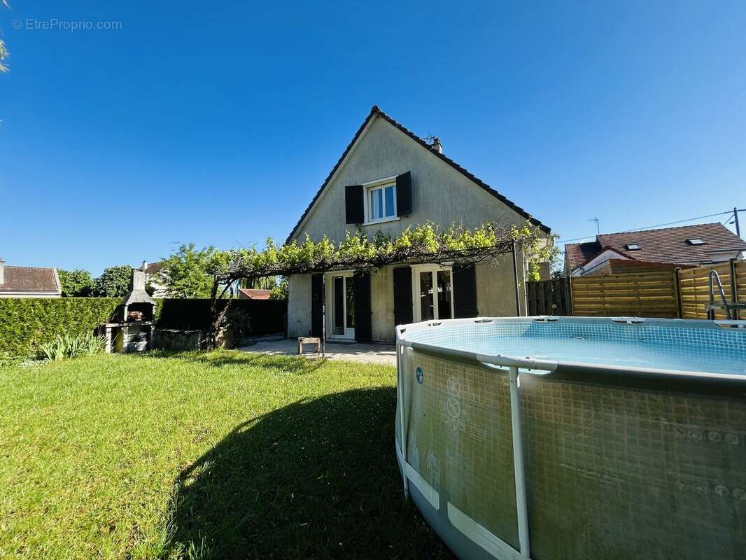 Maison à CHOISY-AU-BAC