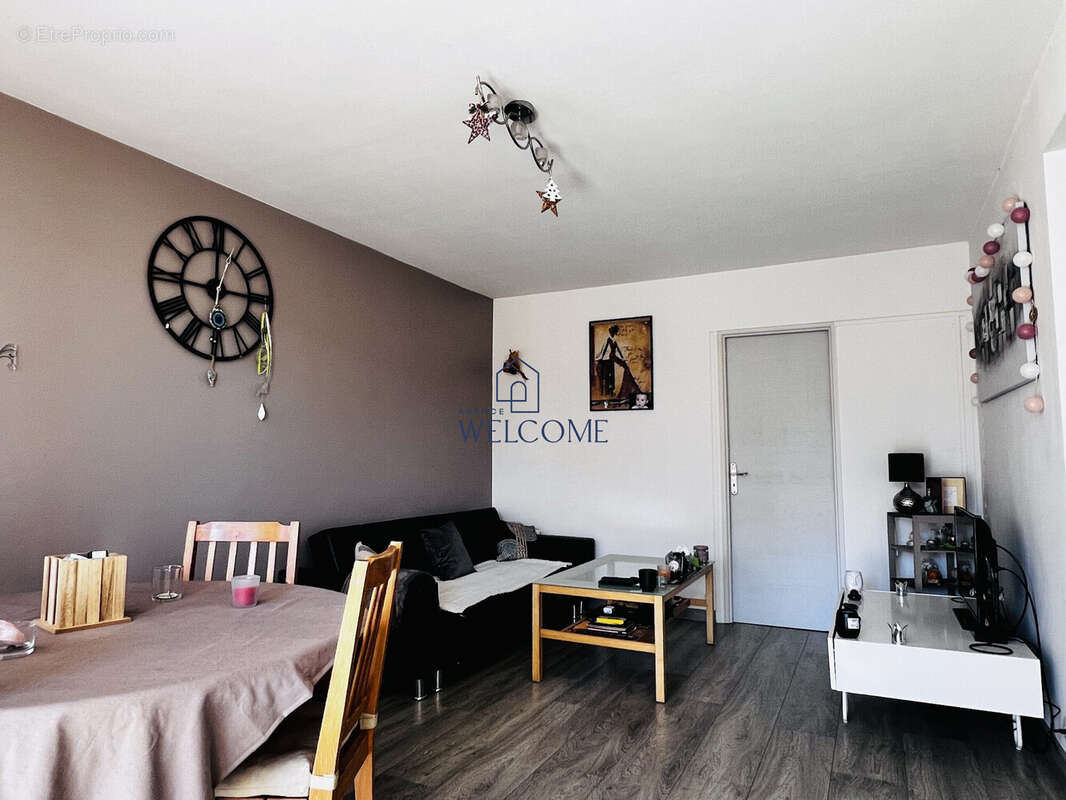 Appartement à BOURG-LES-VALENCE