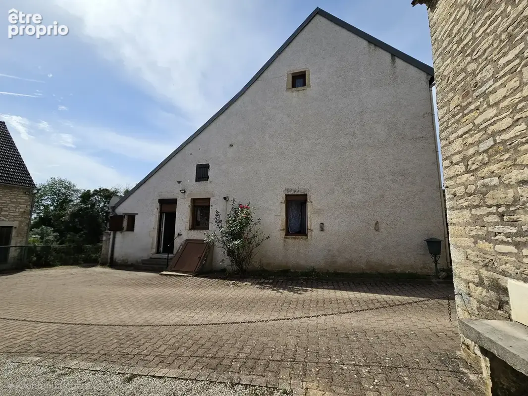 Axe Verdun Beaune Chalon - maison de village avec grange en pierre - photo 24