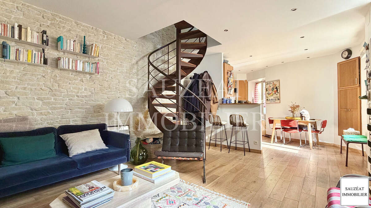 Maison à MONTROUGE