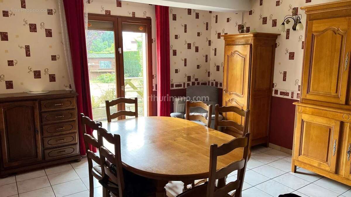 Maison à SANNERVILLE