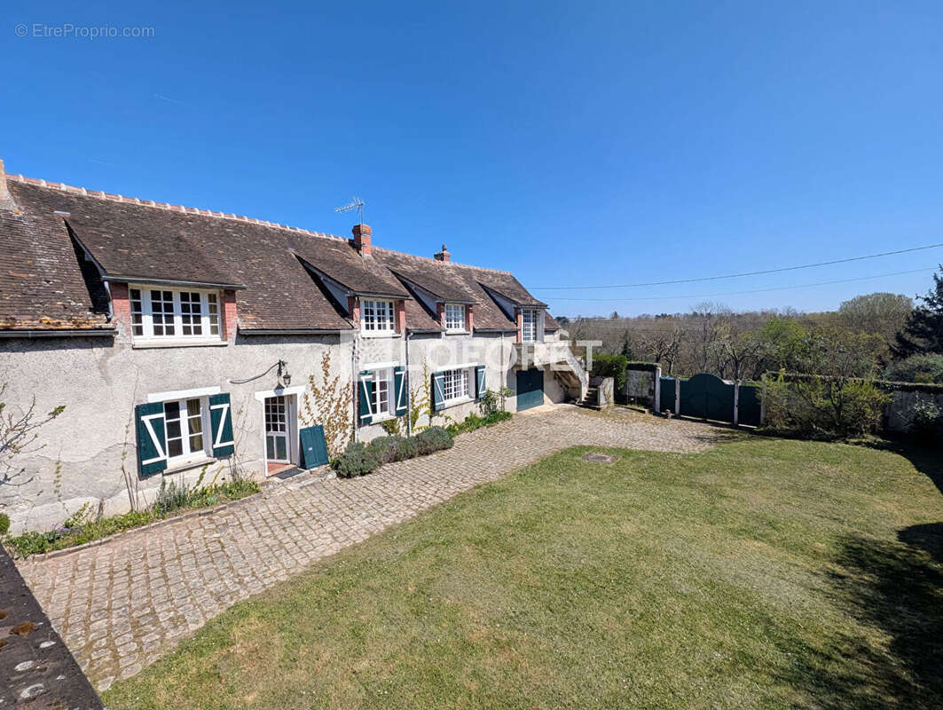 Maison à MILLY-LA-FORET