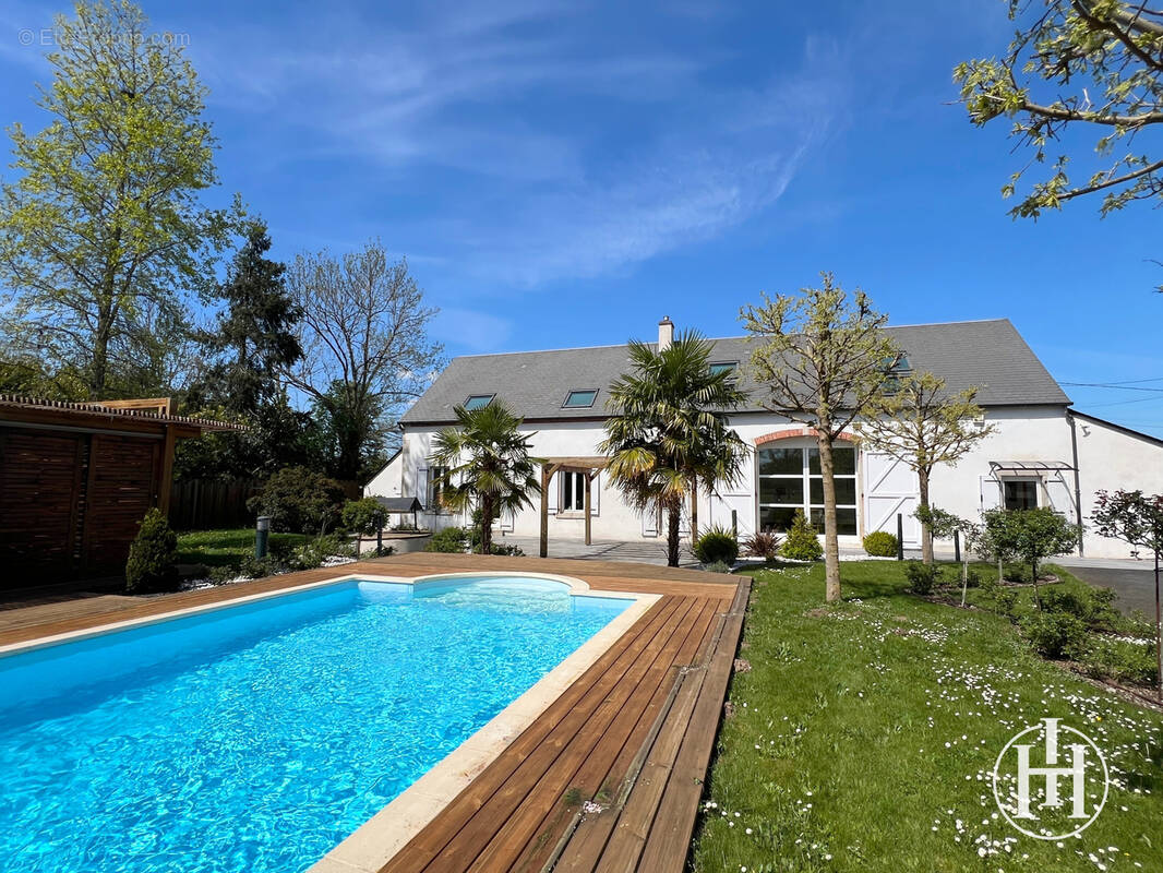 Maison à CHARENTON-DU-CHER