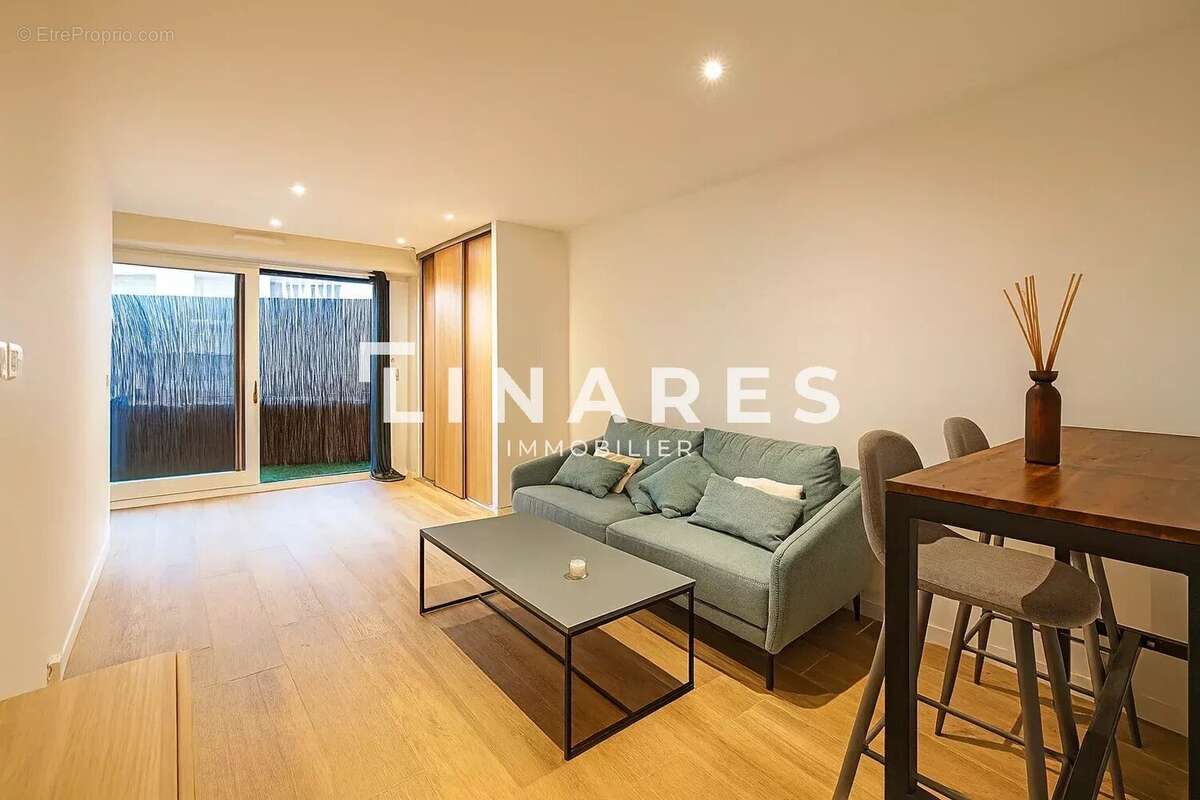 Appartement à MARSEILLE-7E