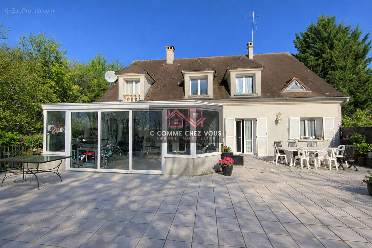 Maison à GRISY-SUISNES