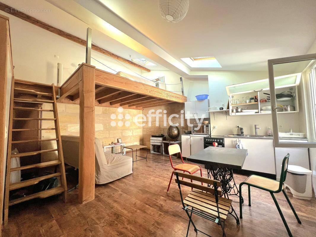 Appartement à BORDEAUX