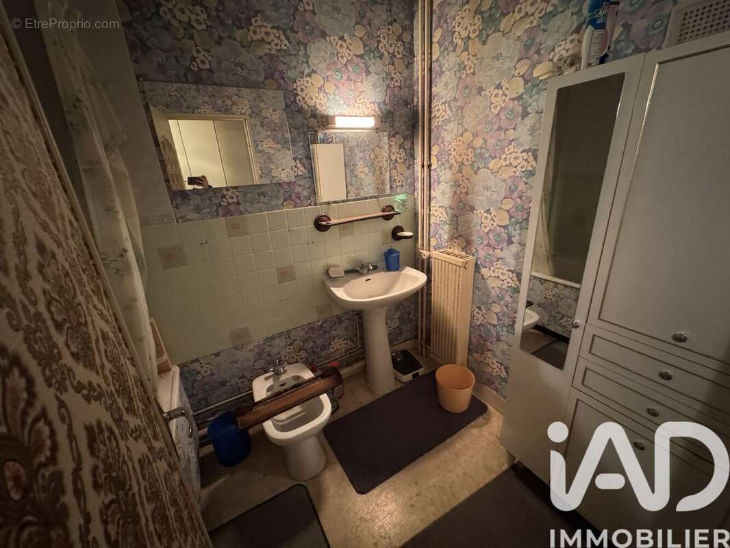 Photo 7 - Appartement à FLEURY-LES-AUBRAIS