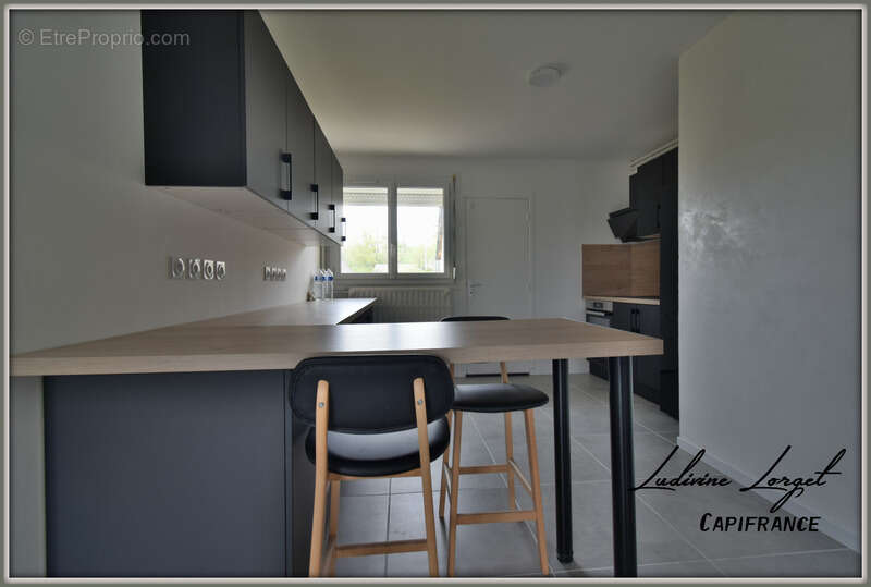Maison traditionnelle à vendre sans travaux à NEUILLY-SAINT-FRONT(02) quartier calme - 4 pièces- 93 m² habitables - garage – Pro - photo 2