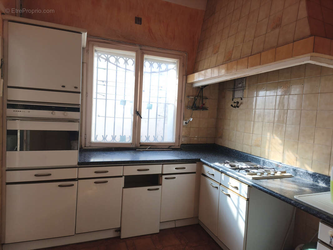 EXCLUSIVITE...Villa 3 faces Cerbère à rénover - photo 6