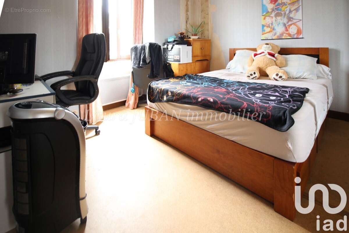 Photo 9 - Maison à MONTEREAU-FAULT-YONNE