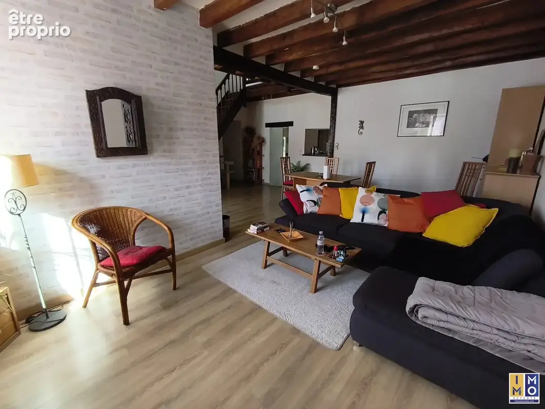 Maison 6 pièces 144 m² à vendre à Feux (18300) - photo 3