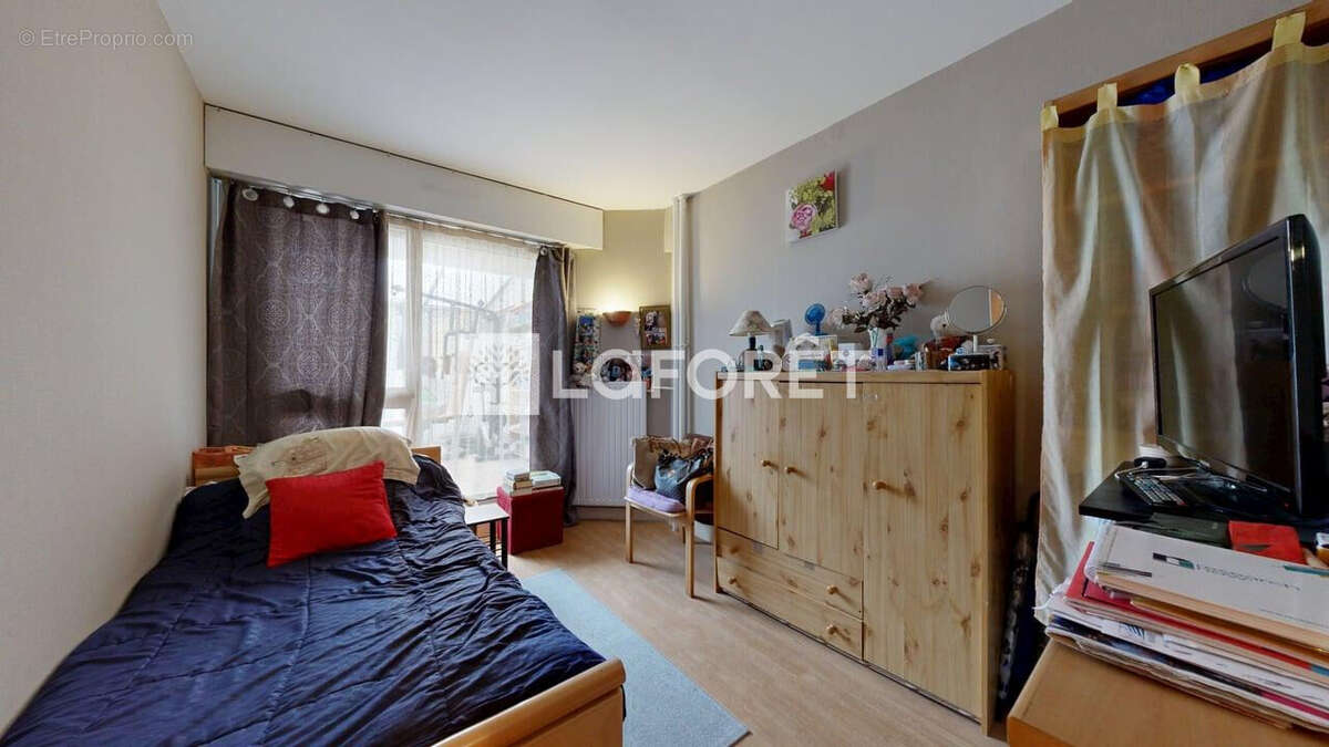 Appartement à NANTERRE