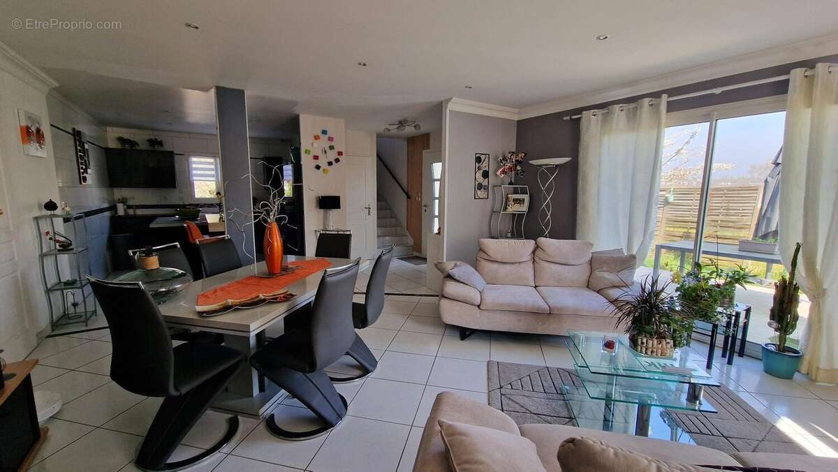 Maison à JOUE-LES-TOURS