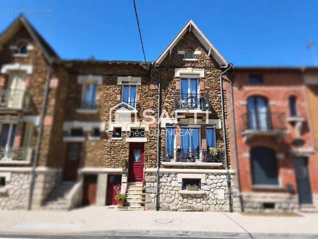 Photo 1 - Maison à VARENNES-EN-ARGONNE
