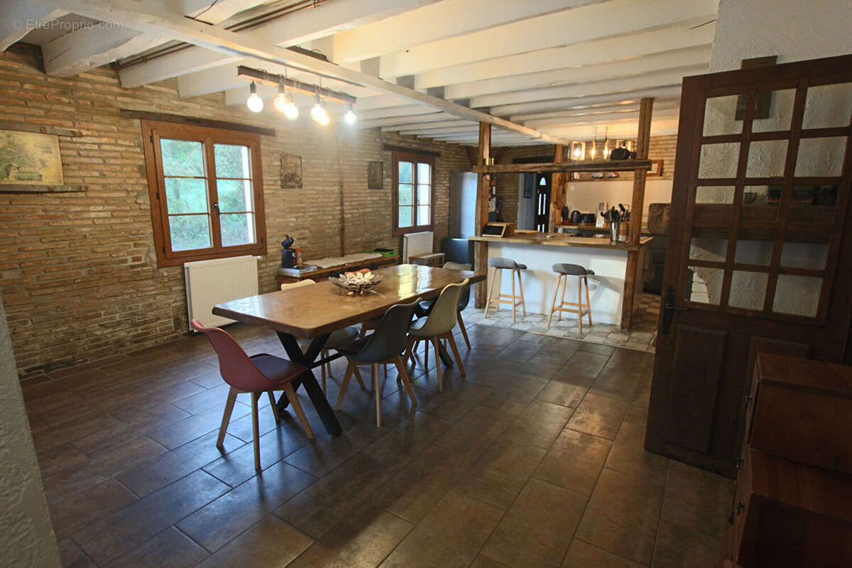 Maison à BELIN-BELIET