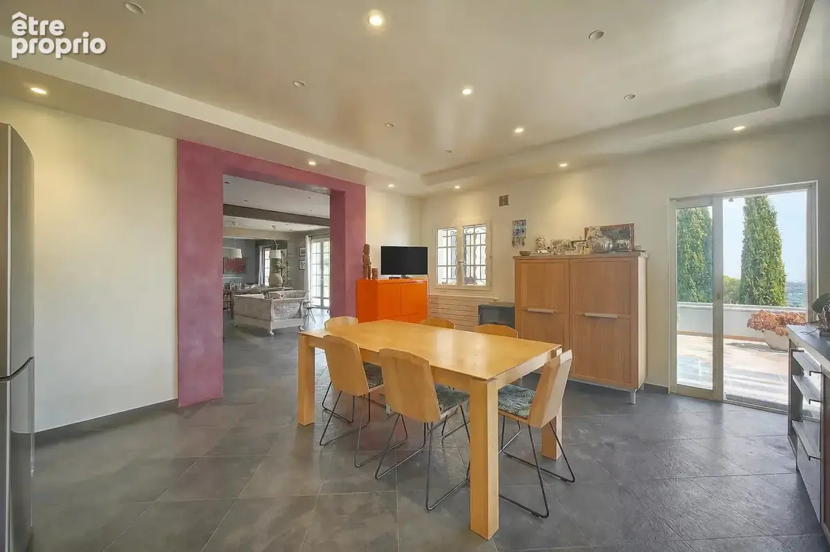 Vence - villa de charme vue mer - 5 chambres - photo 22