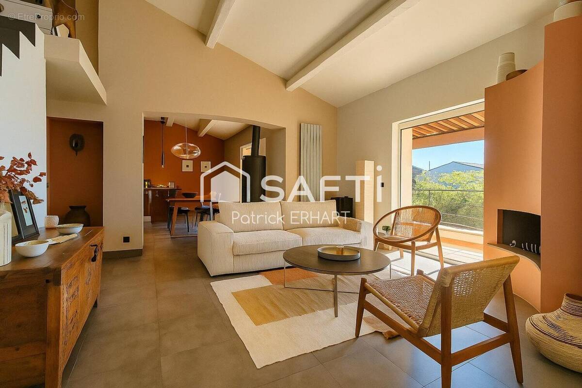 Photo 1 - Maison à PUGET-SUR-ARGENS