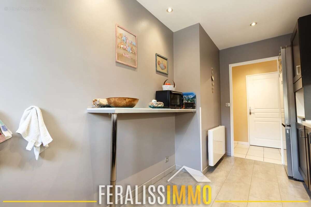 Appartement à VAUX-SUR-SEINE