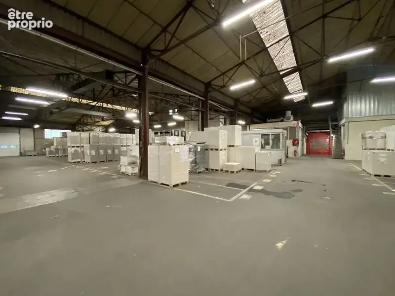 Commerce 5 500 m² à vendre à Montbrison (42600) - photo 8