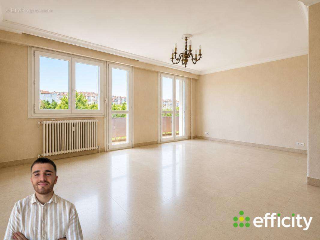 Appartement à SAINT-ETIENNE