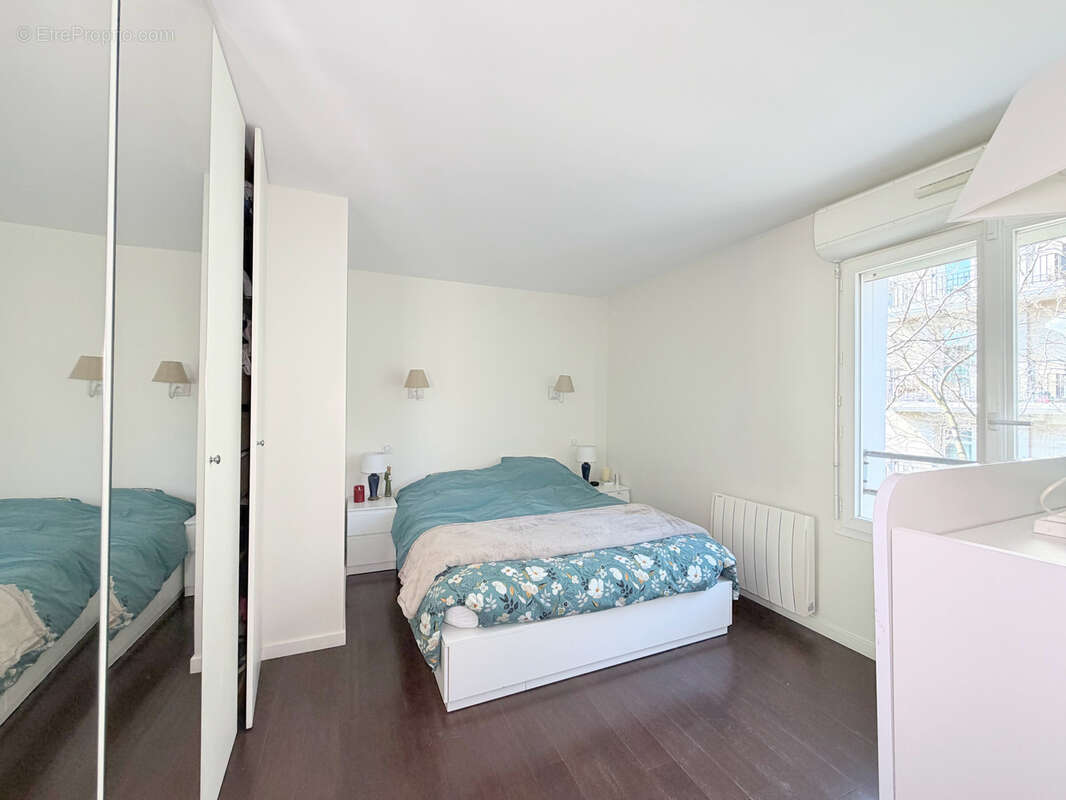 Appartement à SURESNES