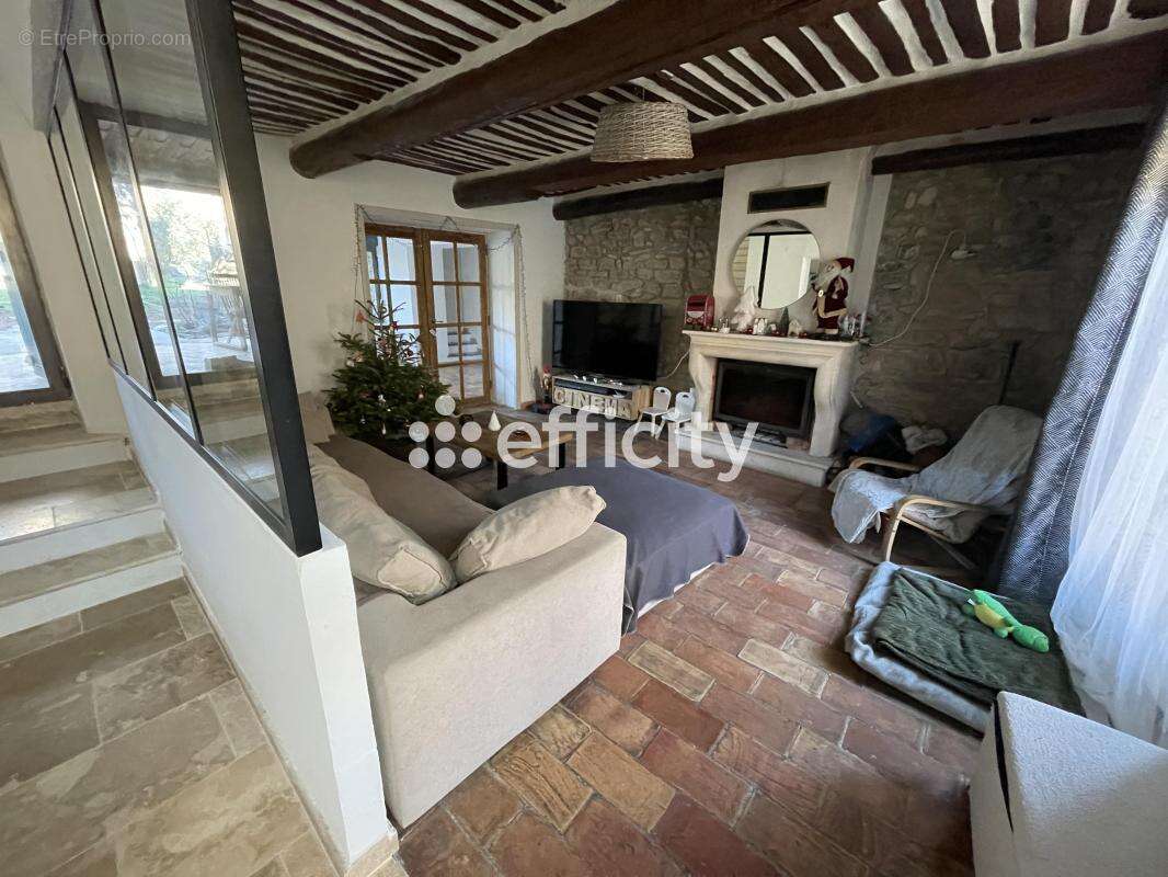 Maison à SAINT-MARTIN-DE-CASTILLON