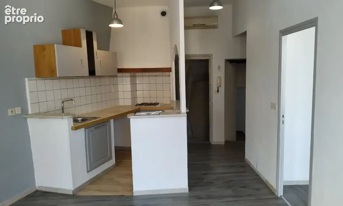 Maison Tarascon 10 pièce(s) 155 m2 - photo 2