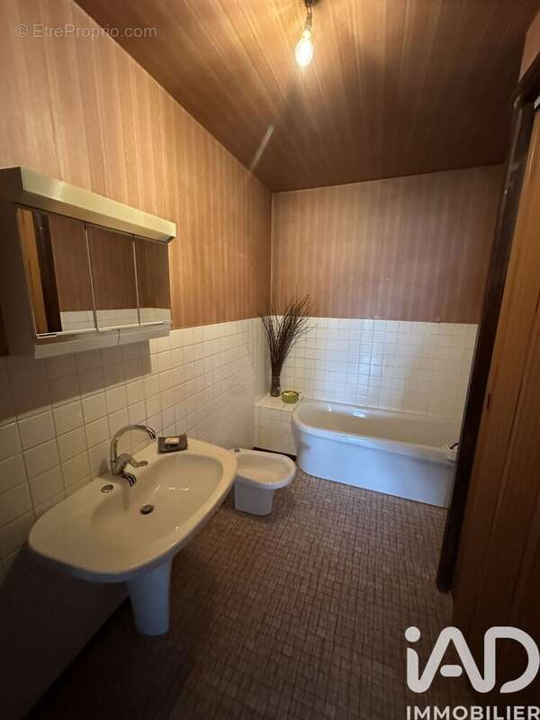 Maison 172 m² à Bonvillet  - photo 8