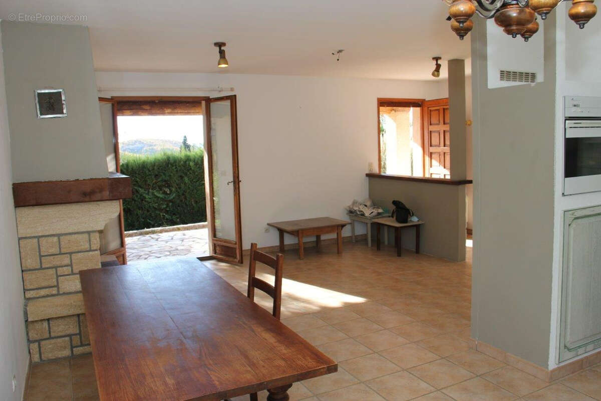 Maison à BANON