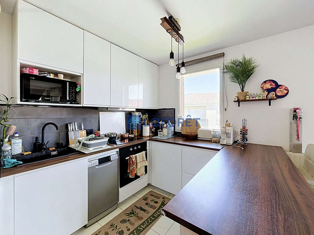 Appartement à CORBEIL-ESSONNES