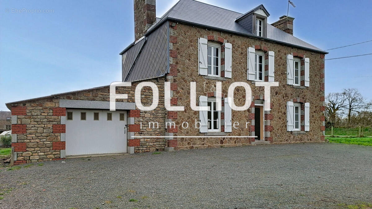 Maison à BOURGUENOLLES