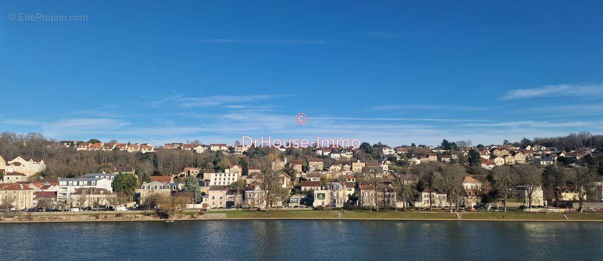 Appartement à CORBEIL-ESSONNES