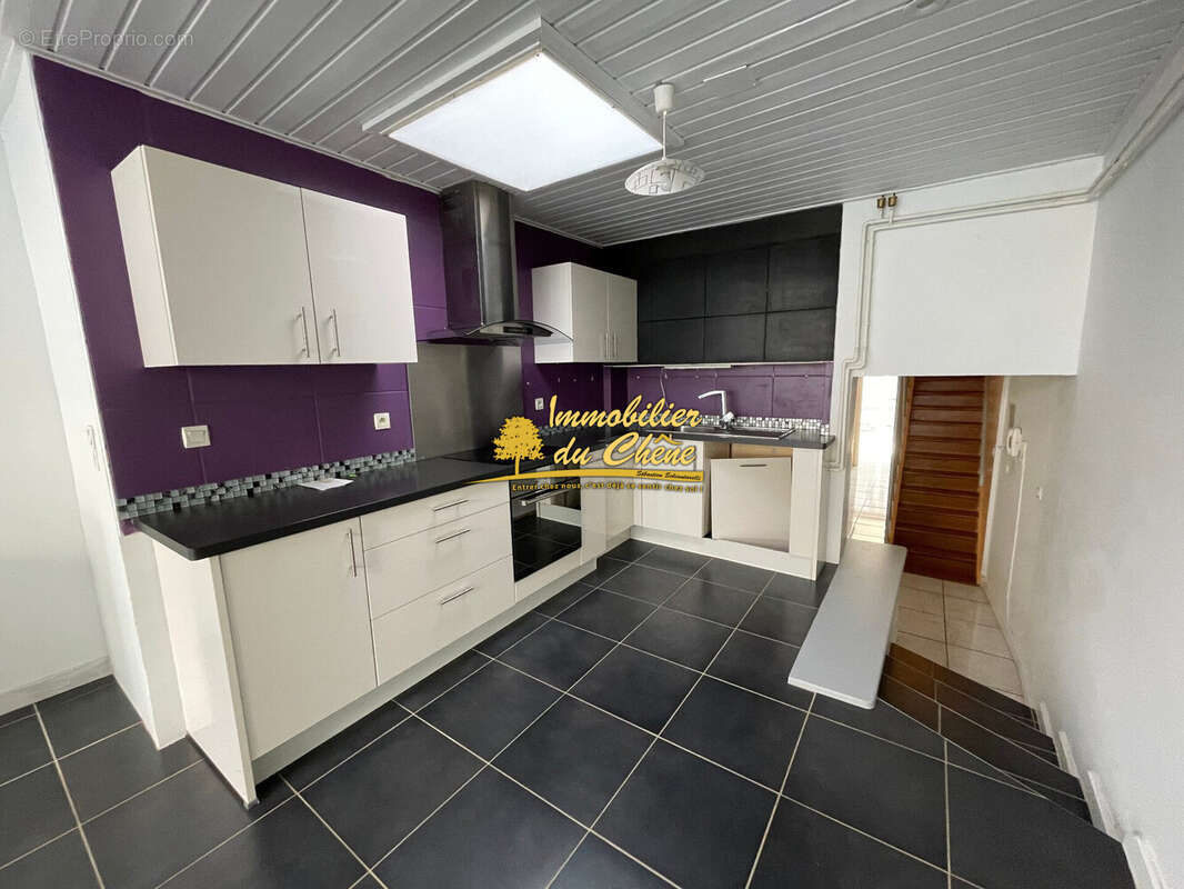 Appartement 168 m² à Luxeuil-Les-Bains  - photo 4