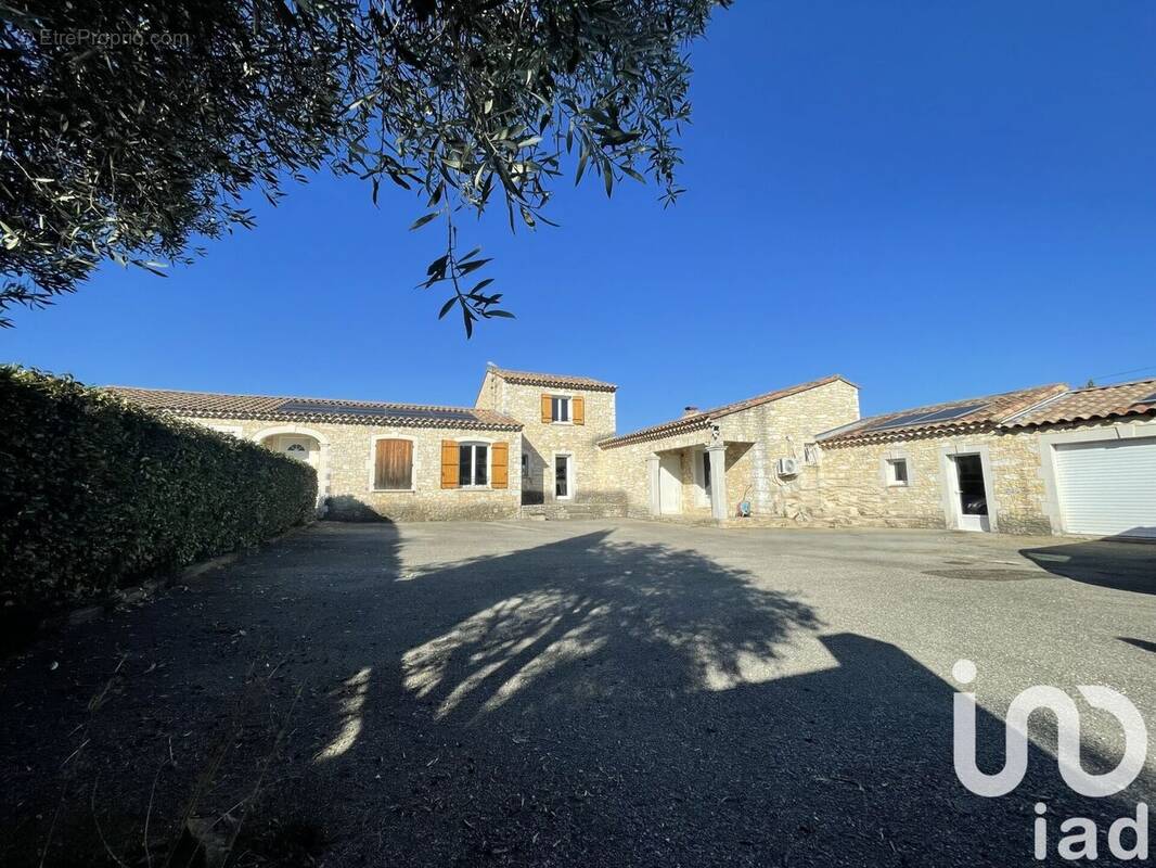 Photo 1 - Maison à SAINT-LAURENT-DES-ARBRES